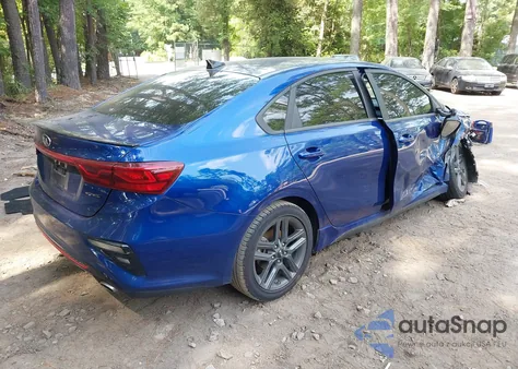 2021 Kia Forte Gt-Line z USA, uszkodzony, nr VIN 3KPF34AD4ME285003